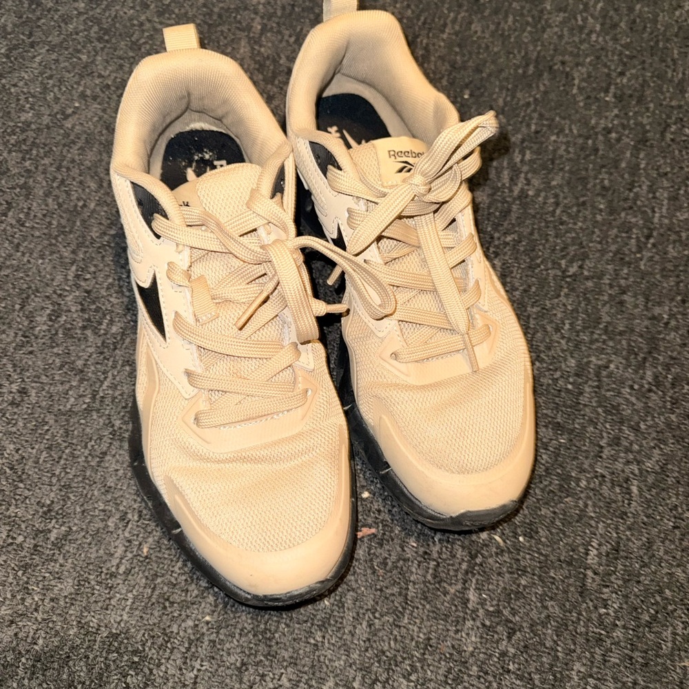 Reebok Beige and Black Men's Sneakers